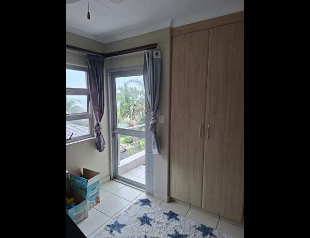 3 BEDROOM TOWNHOUSE FOR SALE IN LAWRENCE ROCKS